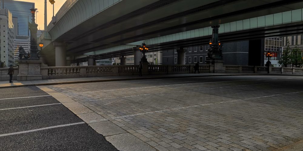 Le pont de Nihonbashi surplombé d'une 4 voies